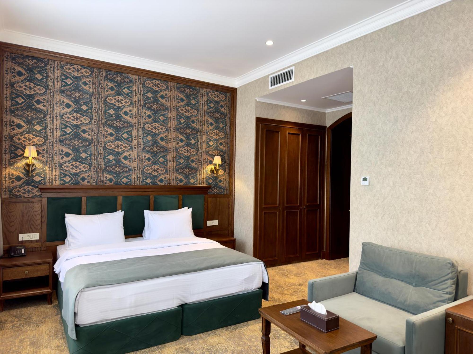 Midway Baku Hotel 外观 照片