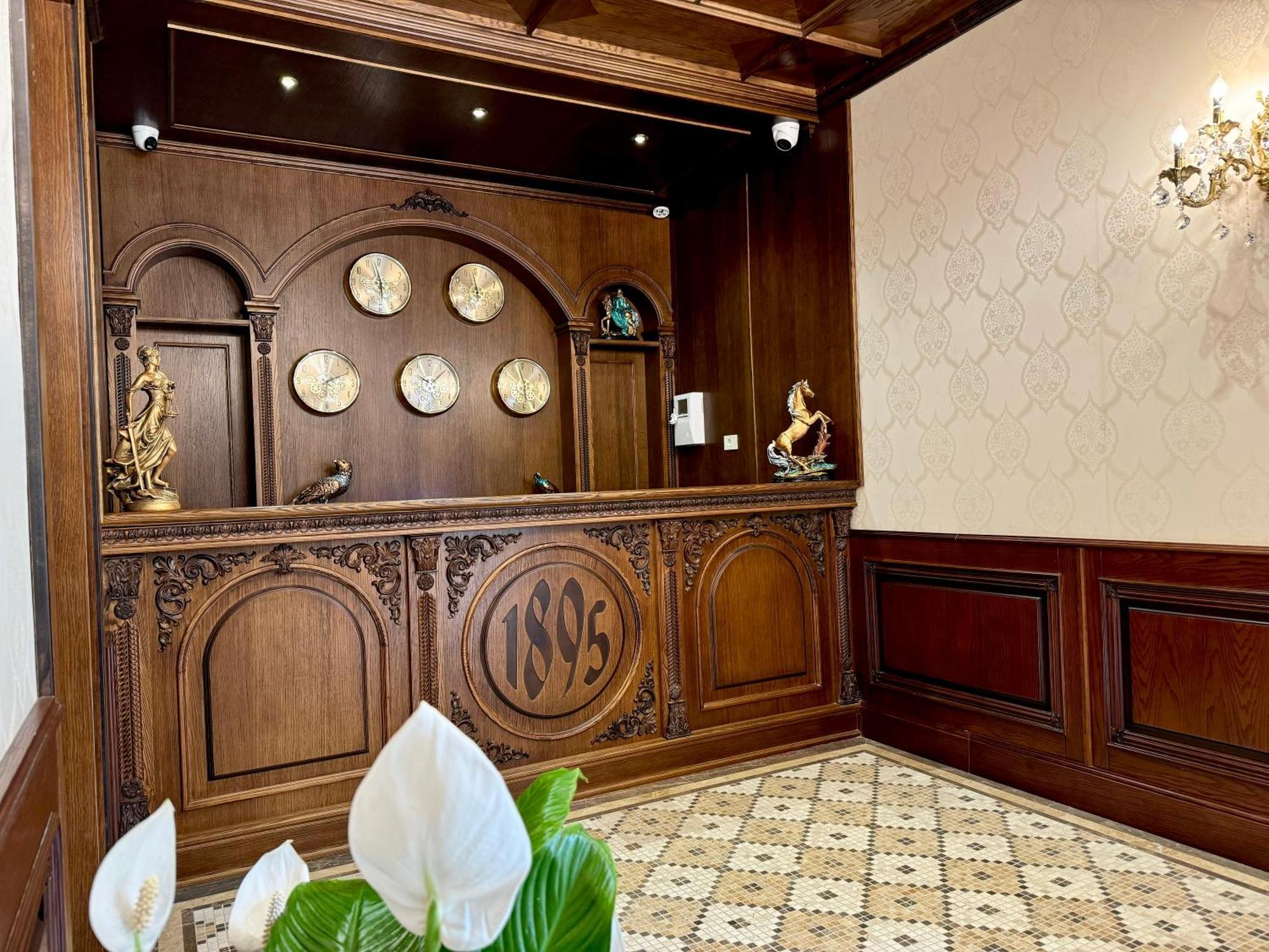 Midway Baku Hotel 外观 照片