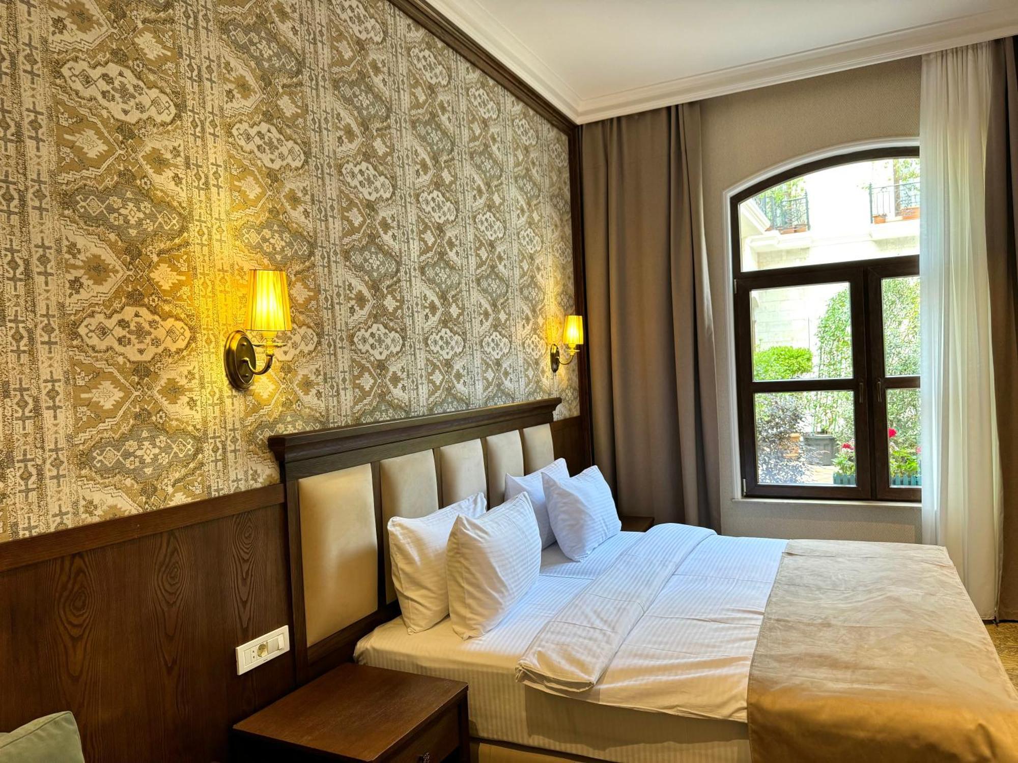 Midway Baku Hotel 外观 照片