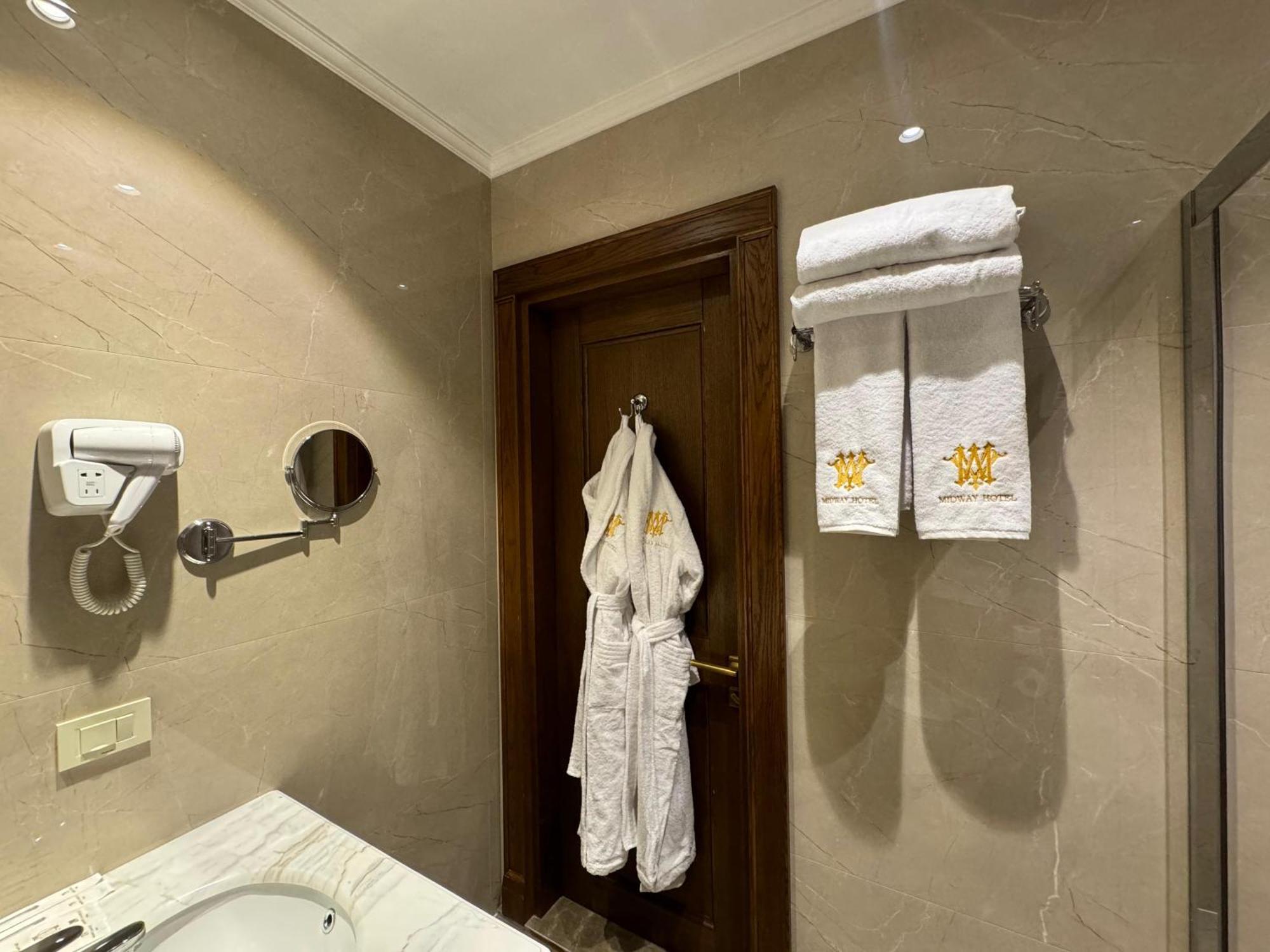 Midway Baku Hotel 外观 照片